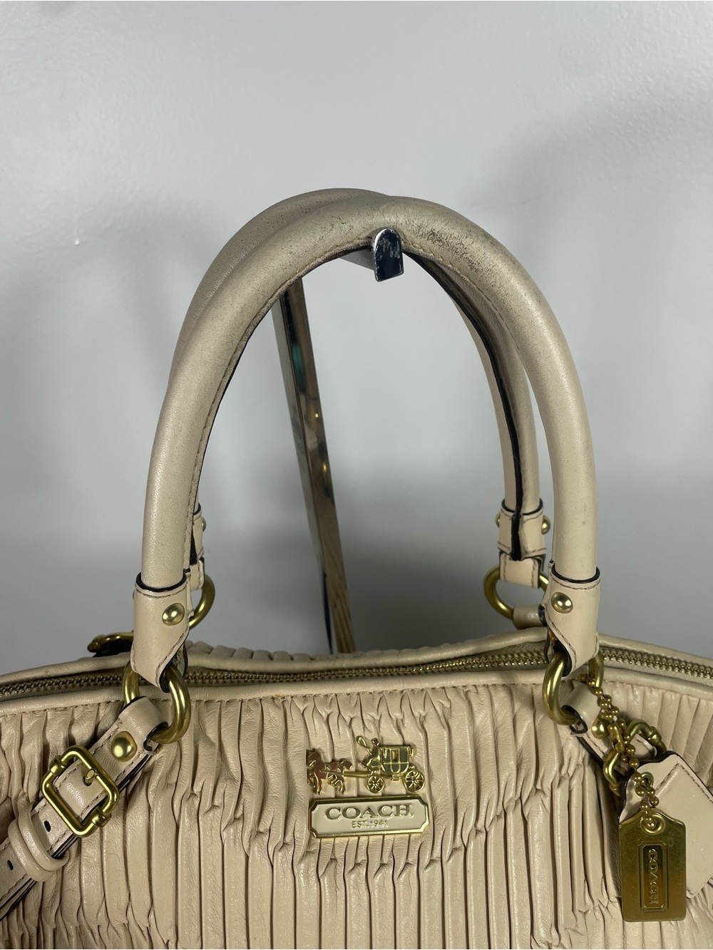 Authentic Coach Madison Gathered Leather Sophia Satchel Bag 15942 - Picture 13 of 14